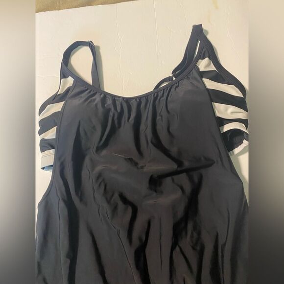 Womans tankini swim top Stripes Lined Bathing Suit flattering black L - Picture 3 of 7
